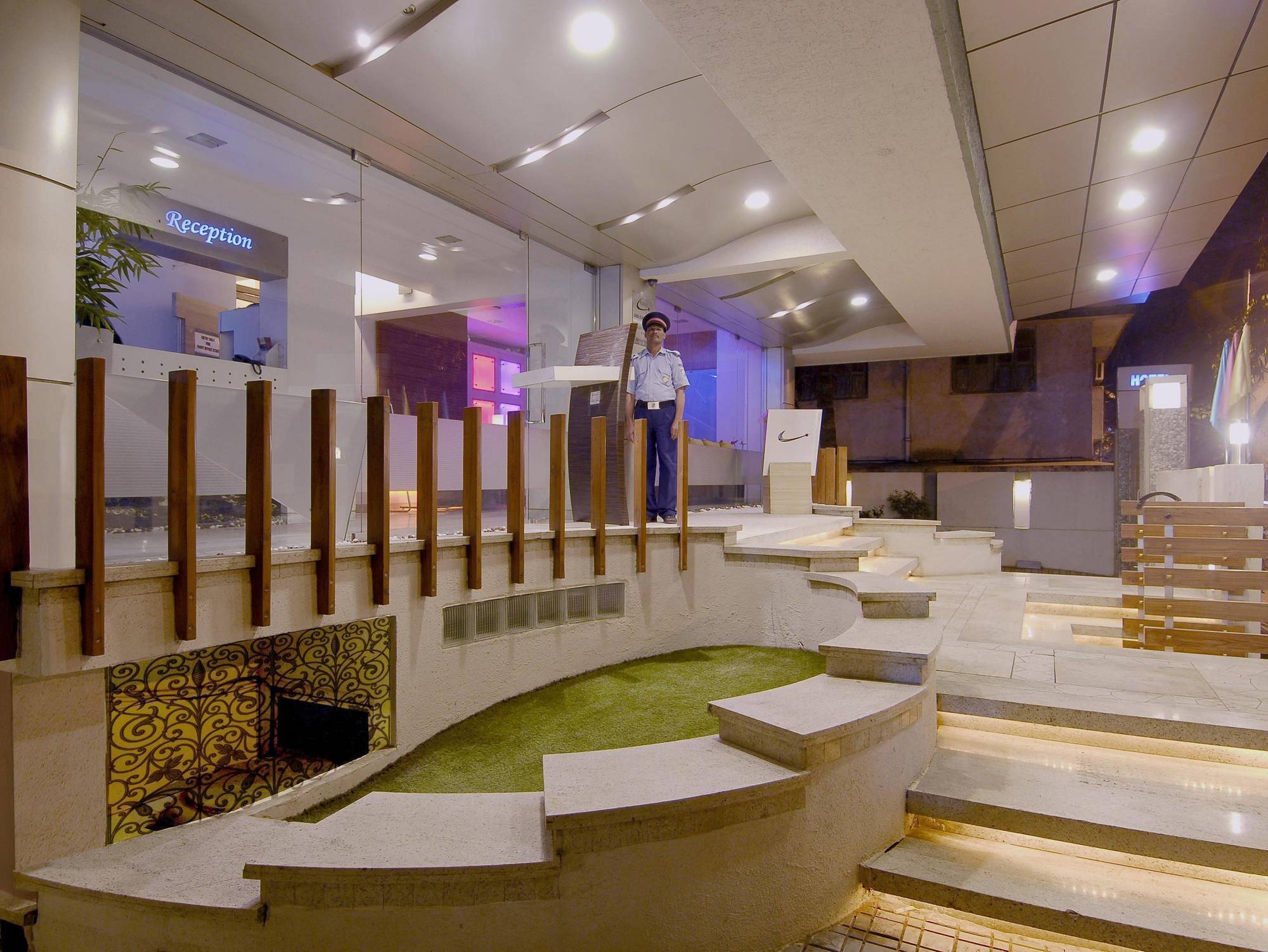 Hotel Planet Residency Мумбаї Екстер'єр фото