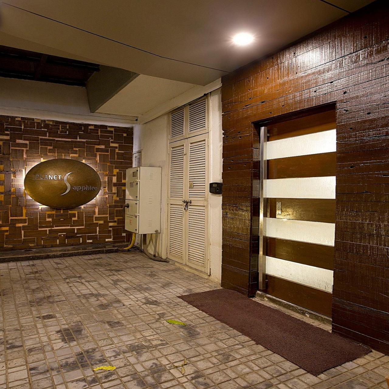 Hotel Planet Residency Мумбаї Екстер'єр фото
